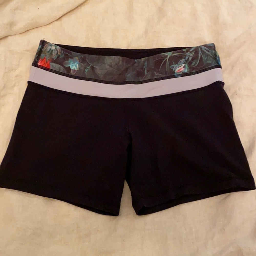 Lulu shorts
